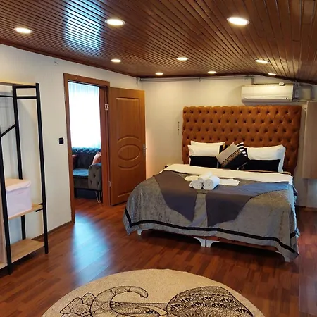 Findikzade Seaside Flats In Lively Fatih Area Very Near Metro And Tourist Sights * イスタンブール