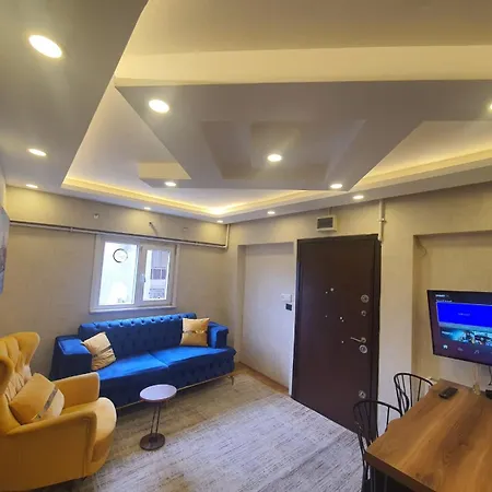 Findikzade Seaside Flats In Lively Fatih Area Very Near Metro And Tourist Sights アパート